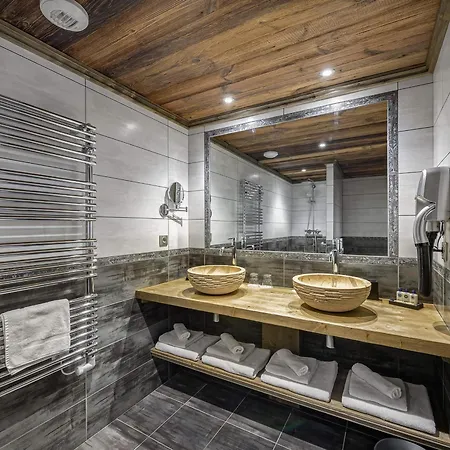 élégant à Le Praz Avec Spa, Cheminée Et Services Inclus - Fr-1-568-35 Chalet